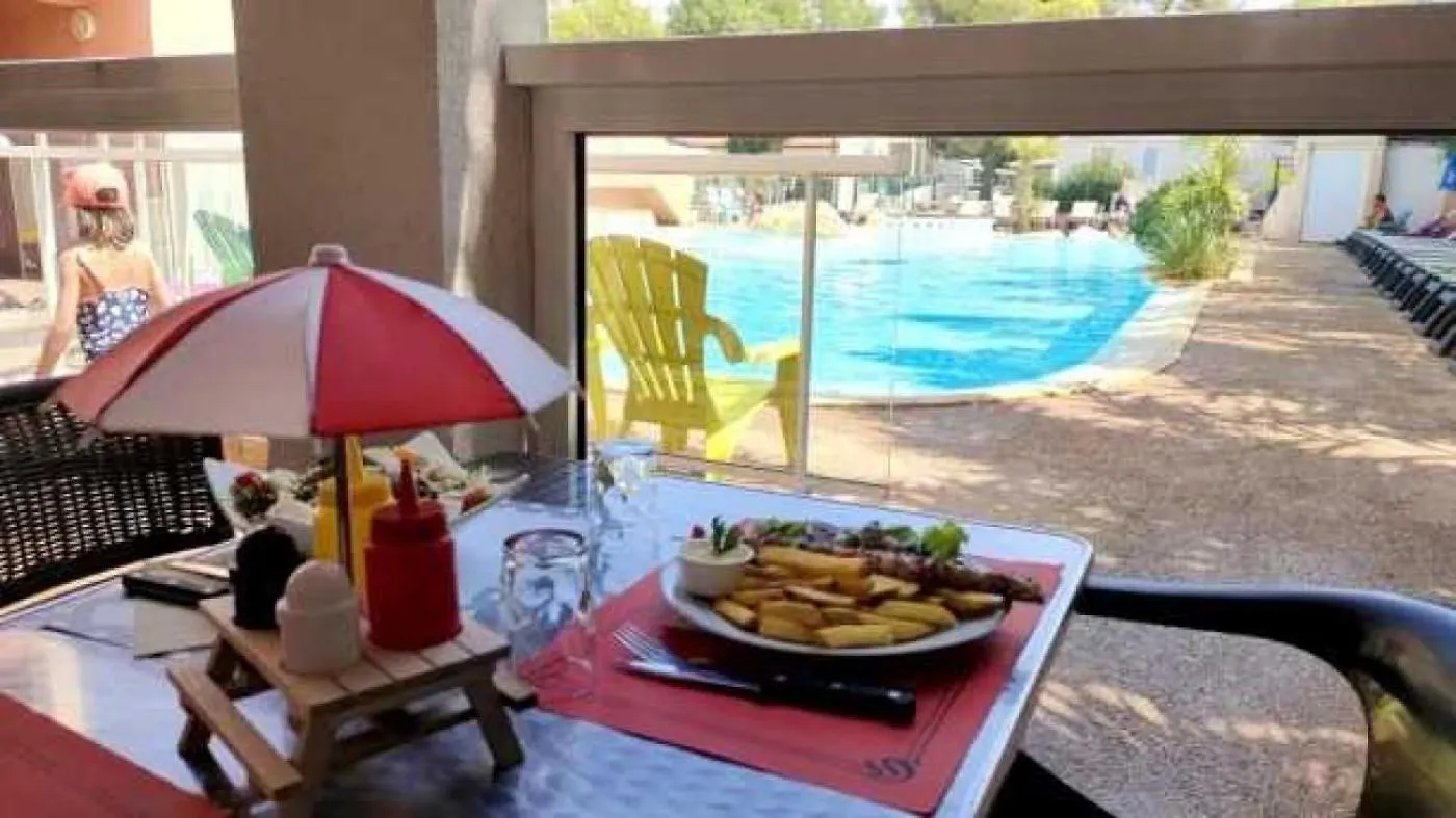 Camping 4 Etoiles - Parc Aquatique - Eebadc Борм-ле-Мимоза